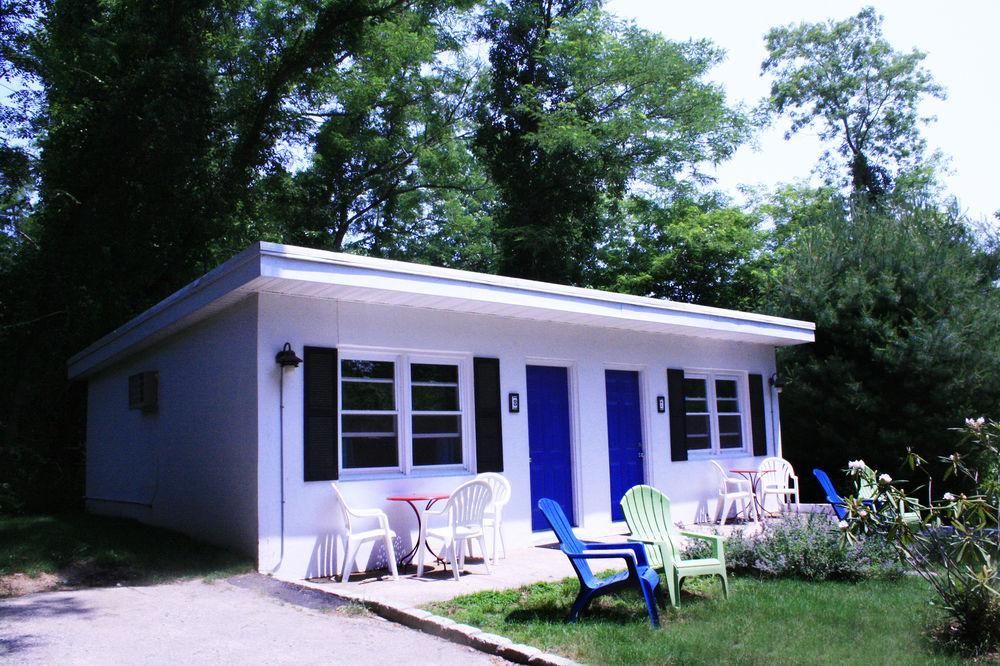 The Easterner Motel Southampton Extérieur photo