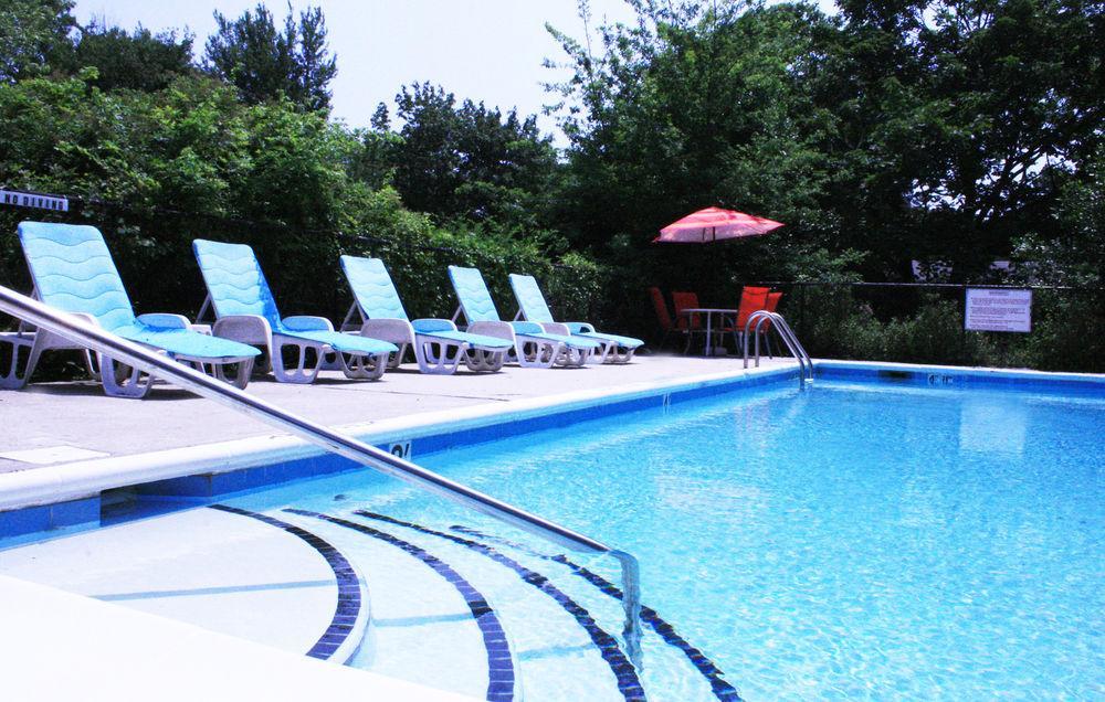 The Easterner Motel Southampton Extérieur photo