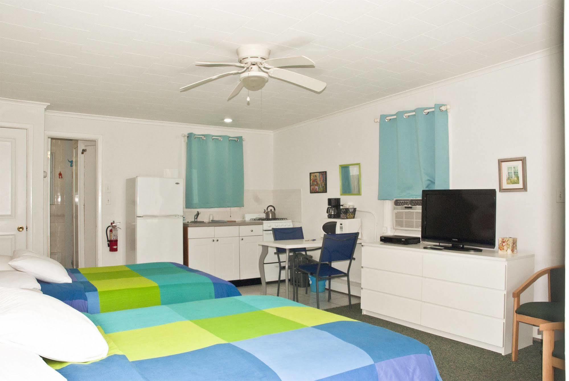 The Easterner Motel Southampton Extérieur photo